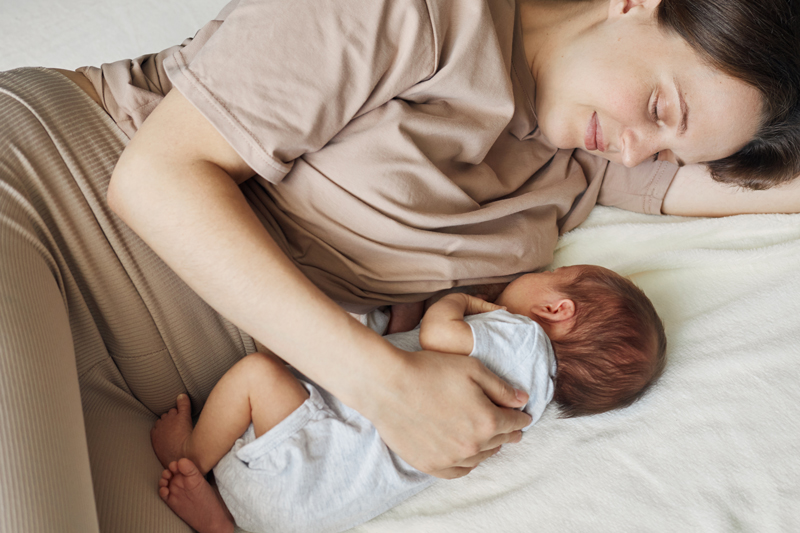 Lactation Consultancy for New Mothers – Breast Feeding versus Formula