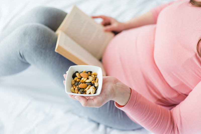 Benefits of Eating Nuts in Pregnancy